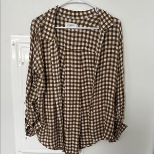 Carly Jean Los Angeles Brown Plaid Button Down Shirt